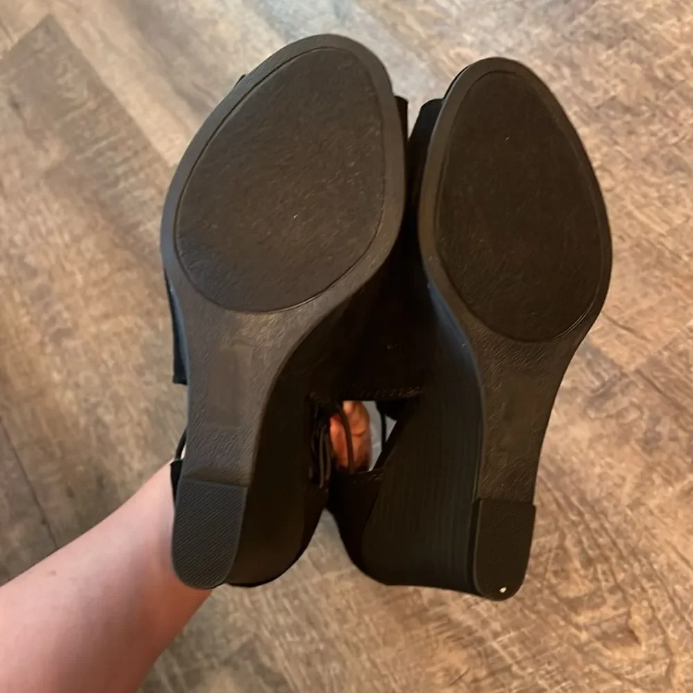 Sugar black suede